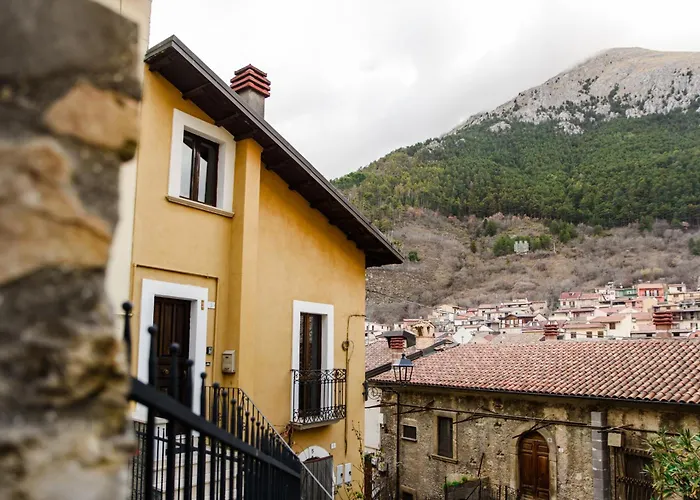 Dimora Del Castello * Celano